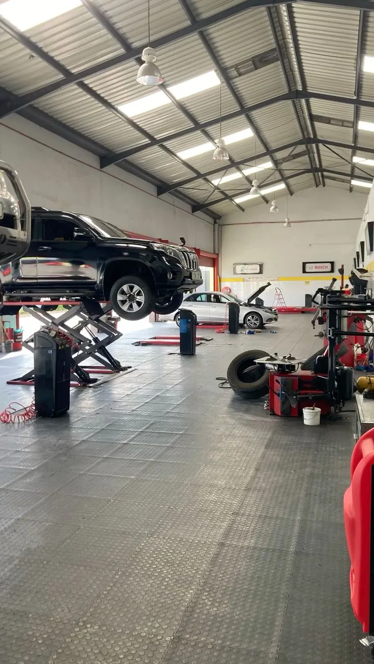 Car engine repair and replacement services in Jubail
